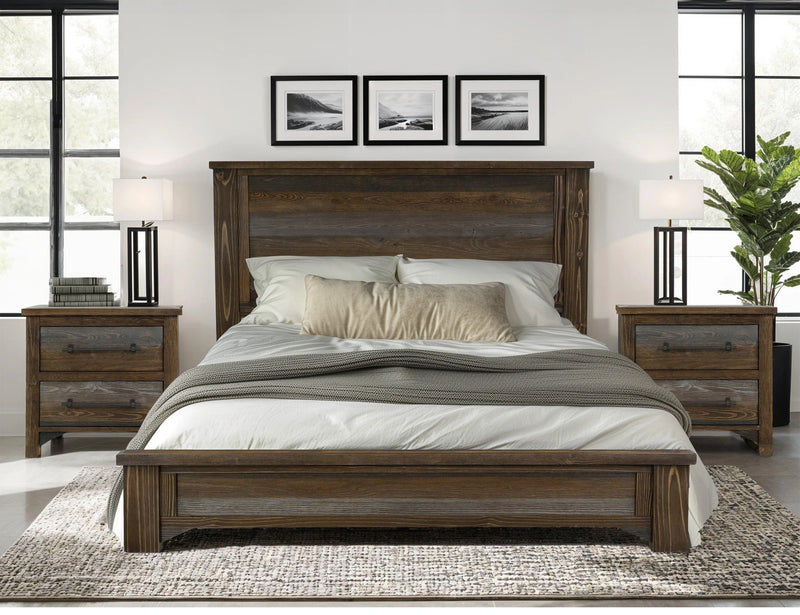 Town, Queen Bed