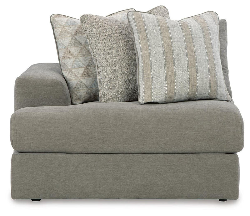 Ashley Furniture Avaliyah sectional with chaise, showcasing plush fabric, modern design, and comfortable seating in a stylish living room setting.
