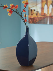 Ashley Furniture Abtinson Vase, decorative ceramic vase with textured design, showcasing a stylish home decor piece.