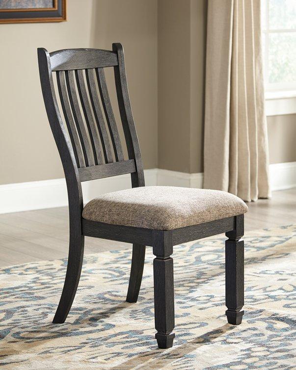 Ashley Furniture Tyler Creek dining room set with a wooden table and matching chairs, ideal for a contemporary dining space.