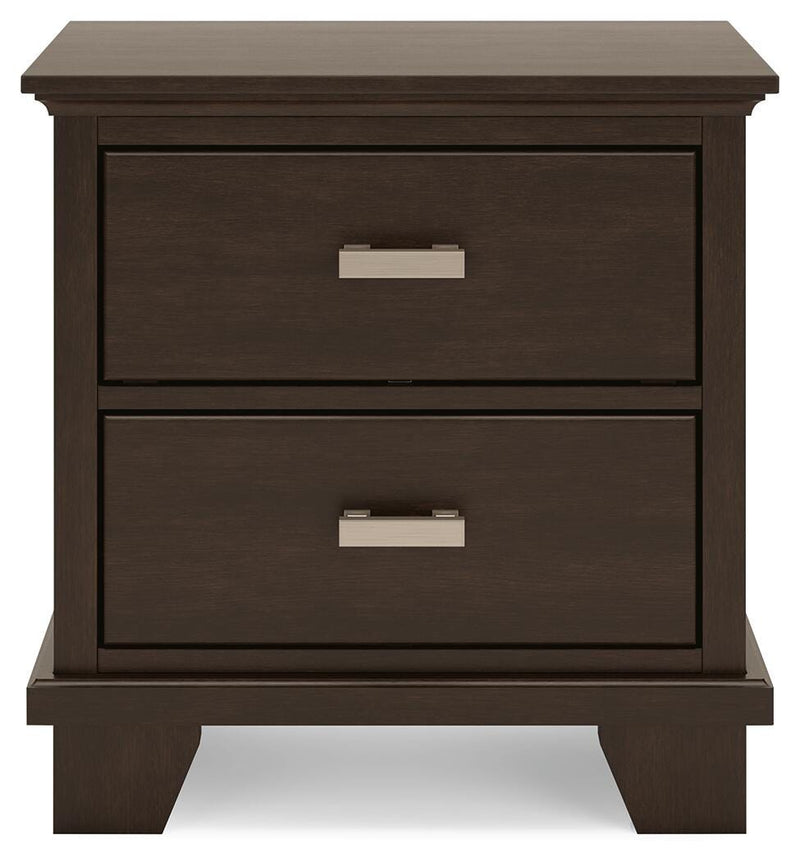 Ashley Furniture Covetown Bedroom Set with a headboard and coordinated bedroom furniture in a modern design.