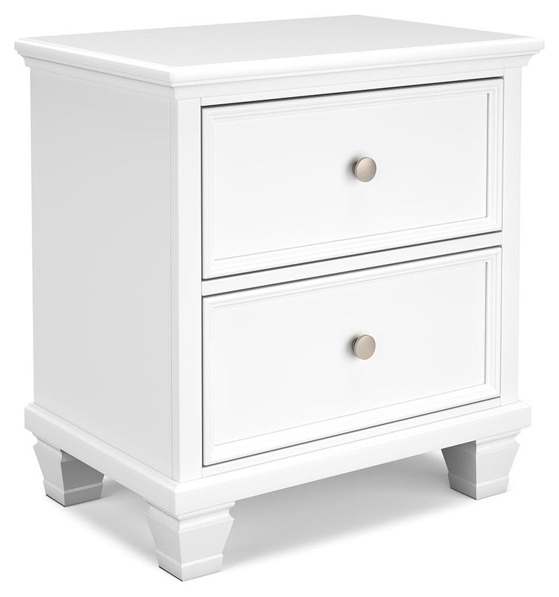 Ashley Furniture Fortman bedroom set with a sleek bed frame, matching nightstands, and modern bedroom decor in a stylish room setting.