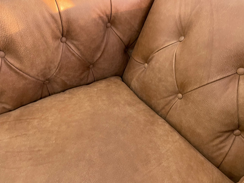 Leather swivel accent chair with tufted design and wooden legs, Model 7773L42 by Mayo Furniture, Monterrey Furniture TX