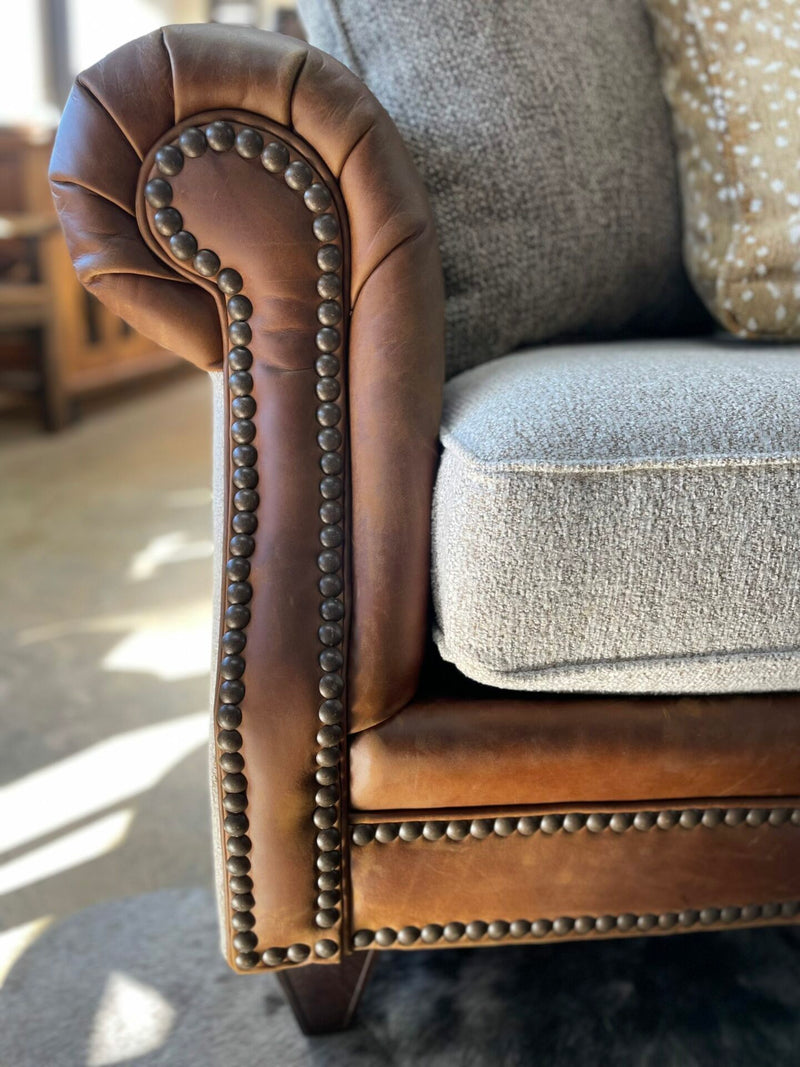 Mayo Furniture Conversation Sofa