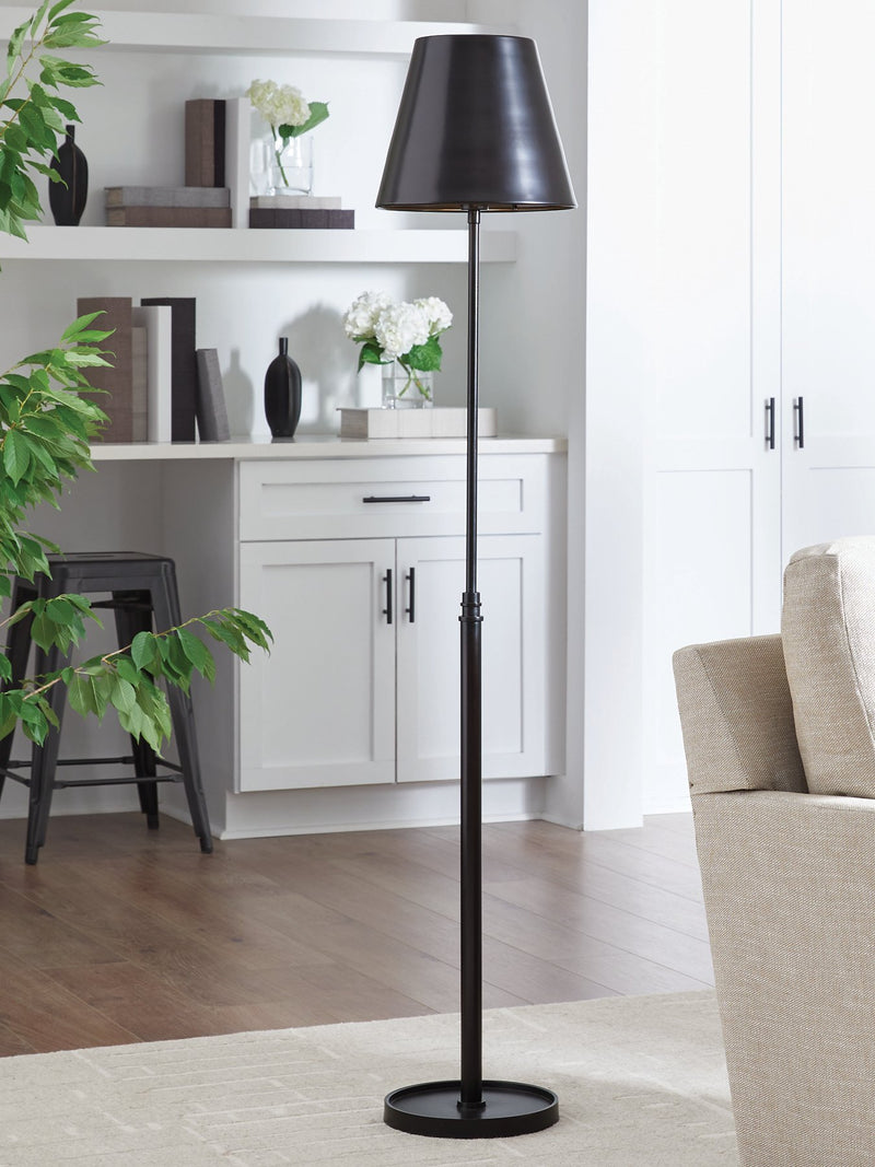 Wimner Floor Lamp