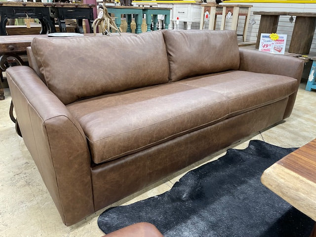 Mayo 5568 Series Leather Sofa Clearance Deal