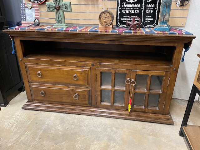 Rustic/Vintage Look TV Stand with Lacquered Finish