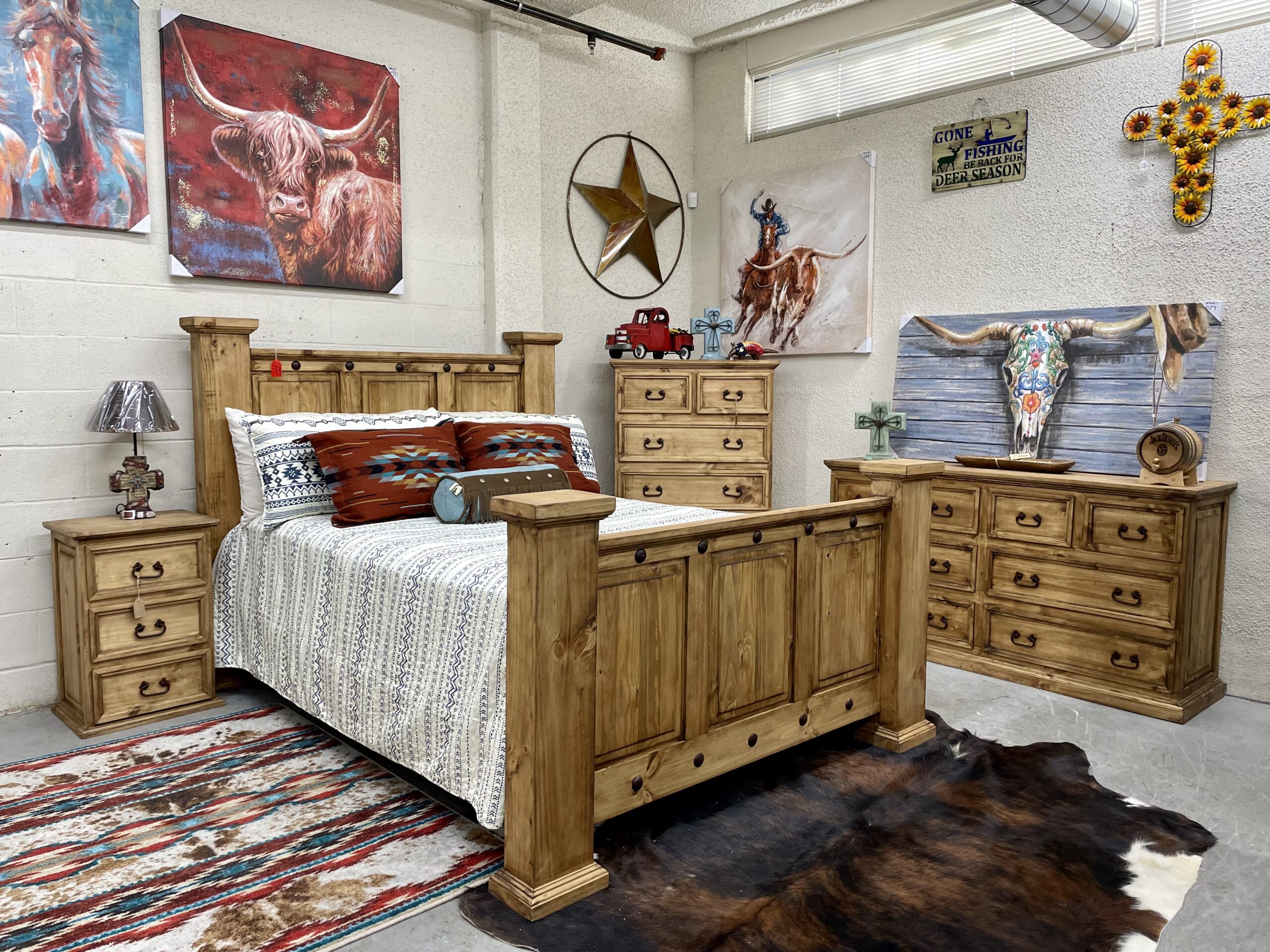 Indian Queen Size Bedroom Set (MD Finish) - Monterrey Rustic