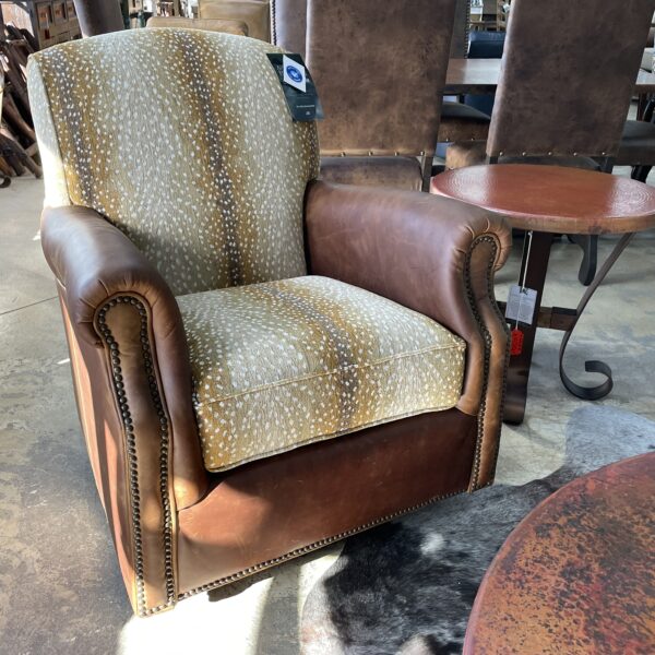 Mayo Furniture Swivel/Glider Chair